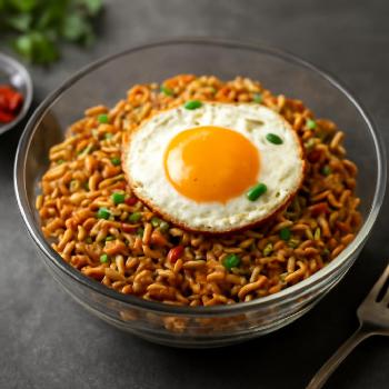 Nouilles Sautées au Soja et aux Œufs (Minute!)