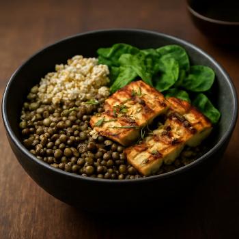 Bol Protéiné Lentilles Quinoa et Tofu Grillé