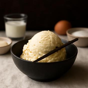 Crème Glacée Onctueuse à la Vanille de Madagascar