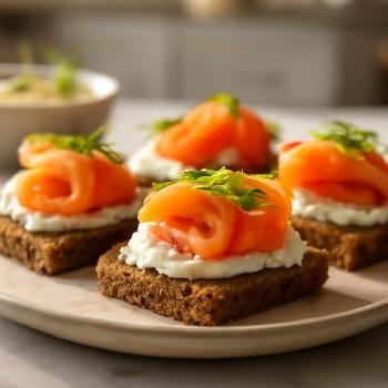Canapés au Saumon Fumé et Crème d'Aneth