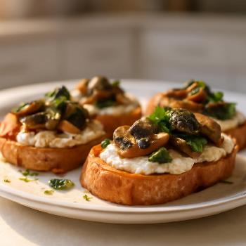 Canapés Crostini aux Champignons Truffés et Ricotta