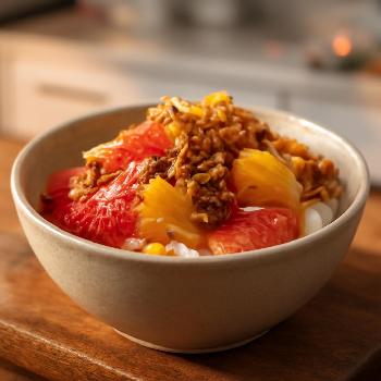 Parfait glacé aux agrumes, yaourt et granola maison