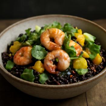 Salade de Riz Noir aux Crevettes et Avocat